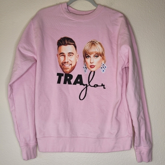 Taylor Swift Travis Kelce Sweatshirt - Picture 2 of 4